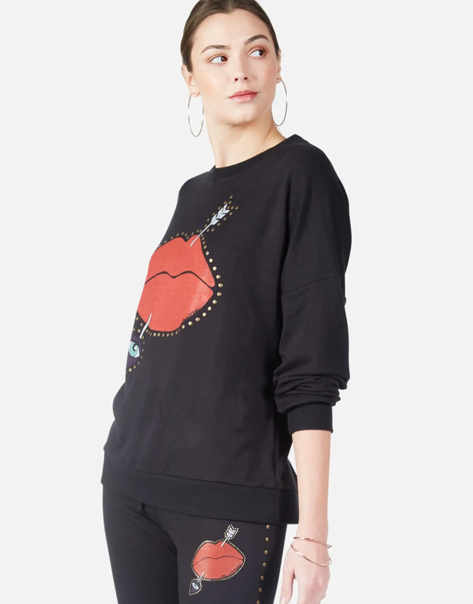 Outlet Arrow Lip L/S Boyfriend Pullover In | Sierra By Women Long Sleeve