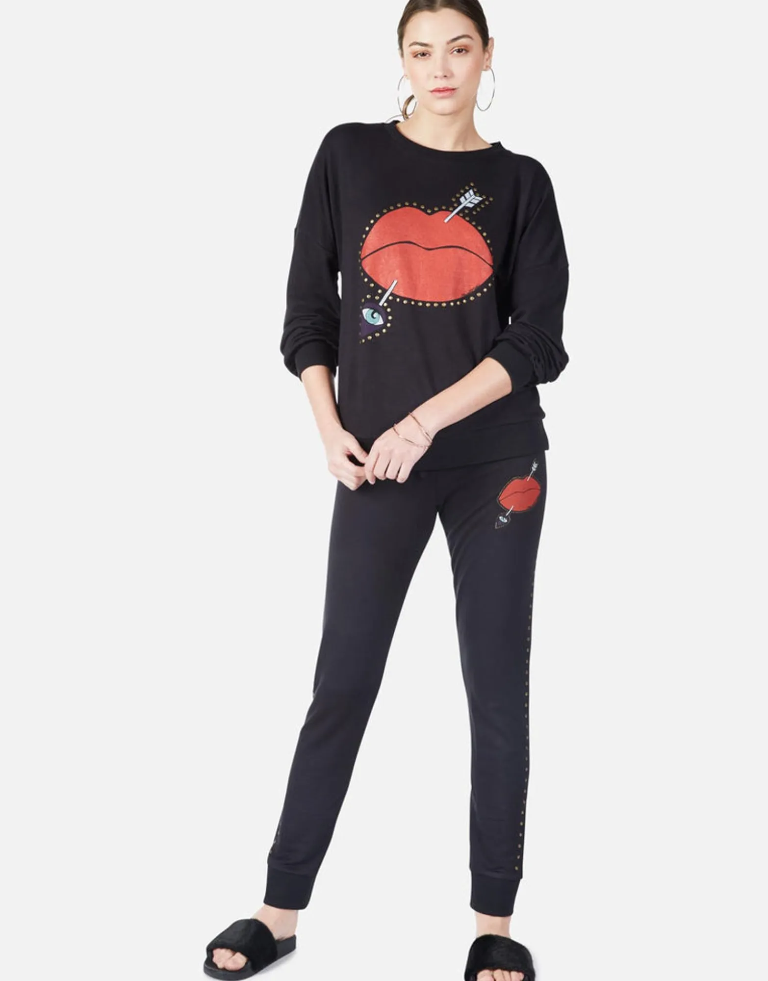 Outlet Arrow Lip L/S Boyfriend Pullover In | Sierra By Women Long Sleeve