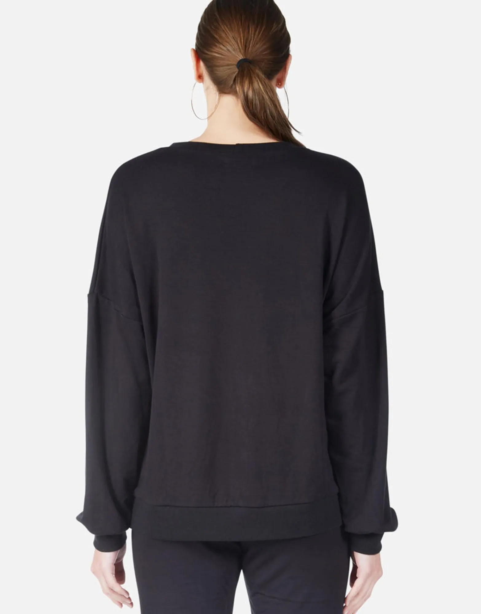 Outlet Arrow Lip L/S Boyfriend Pullover In | Sierra By Women Long Sleeve