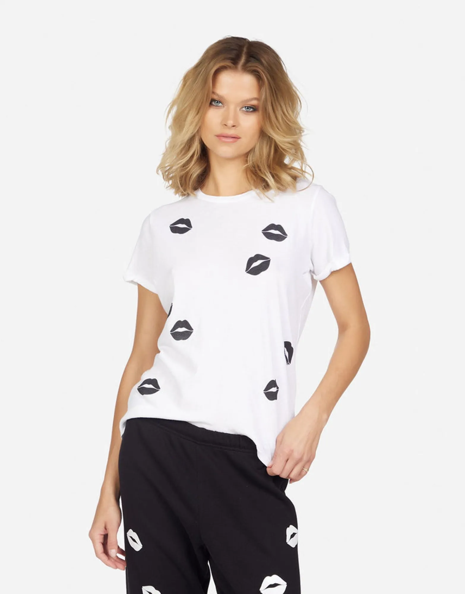 Fashion Edda Scattered Lips Women Short Sleeve