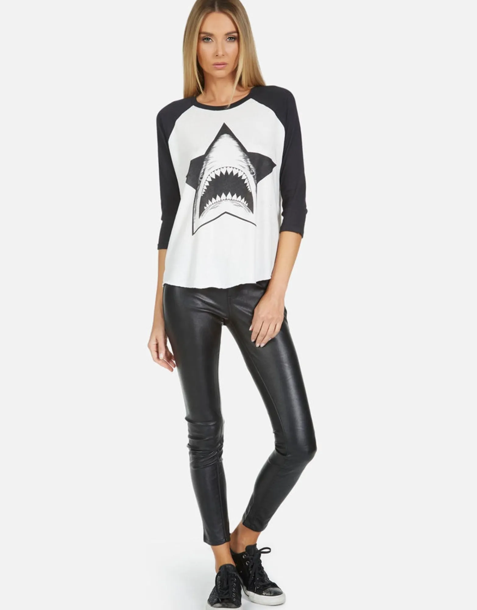 Best Sale Kenya La Star Shark Women Short Sleeve