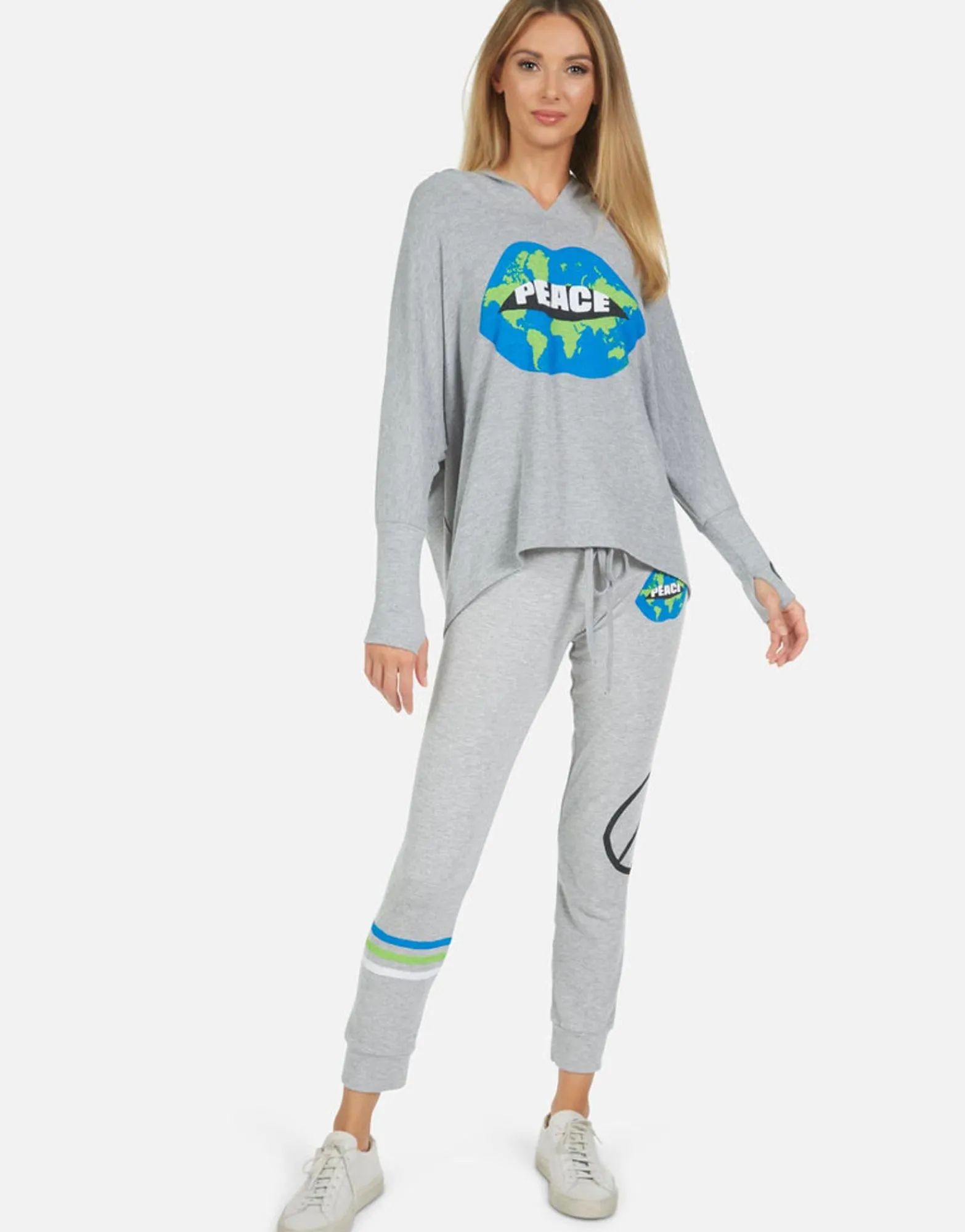 Flash Sale Kizzy World Peace Lips Women Long Sweatpants