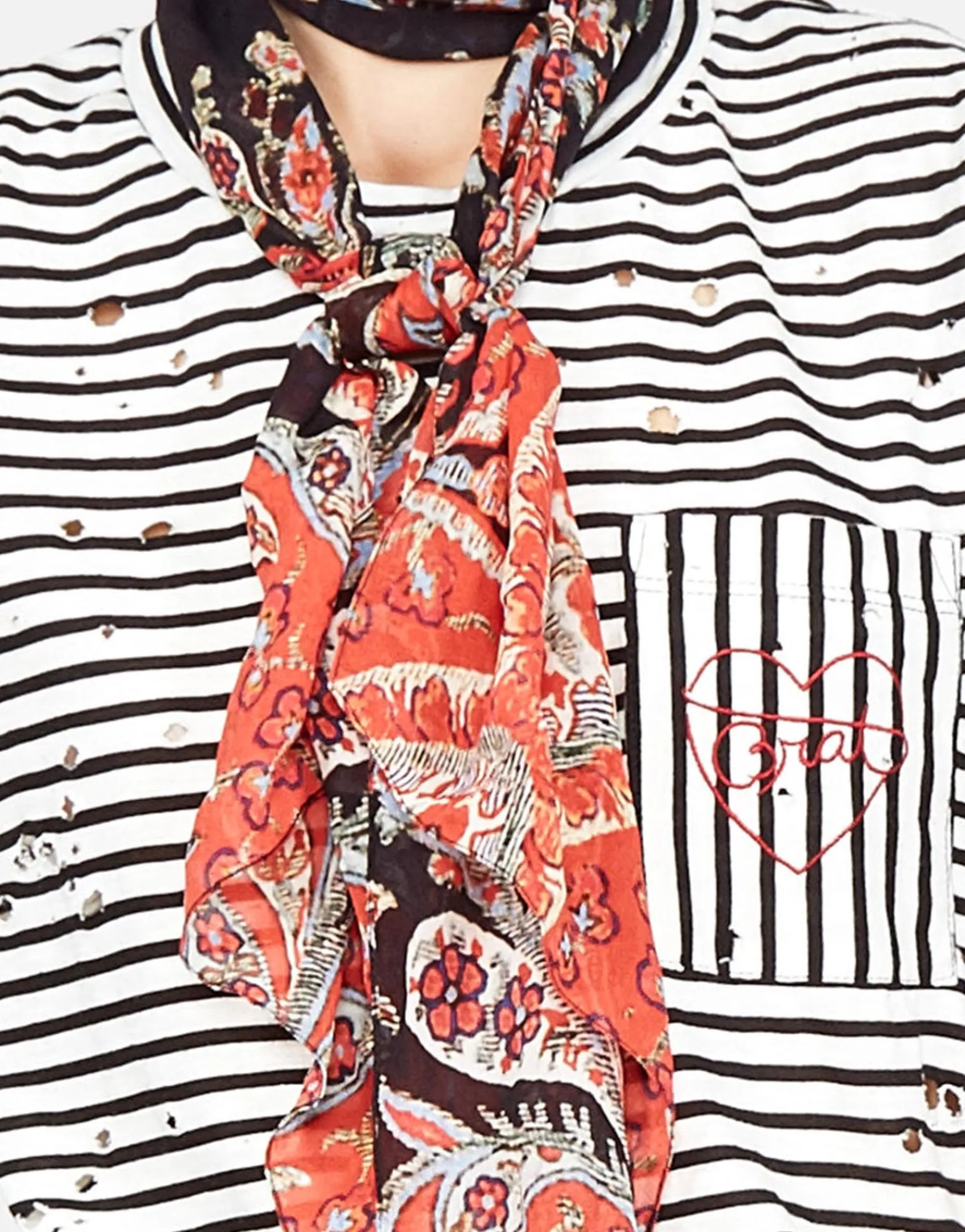 Sale Iris Brat Heart S/S Tee W/ Pocket & Scoop Hem Women Short Sleeve