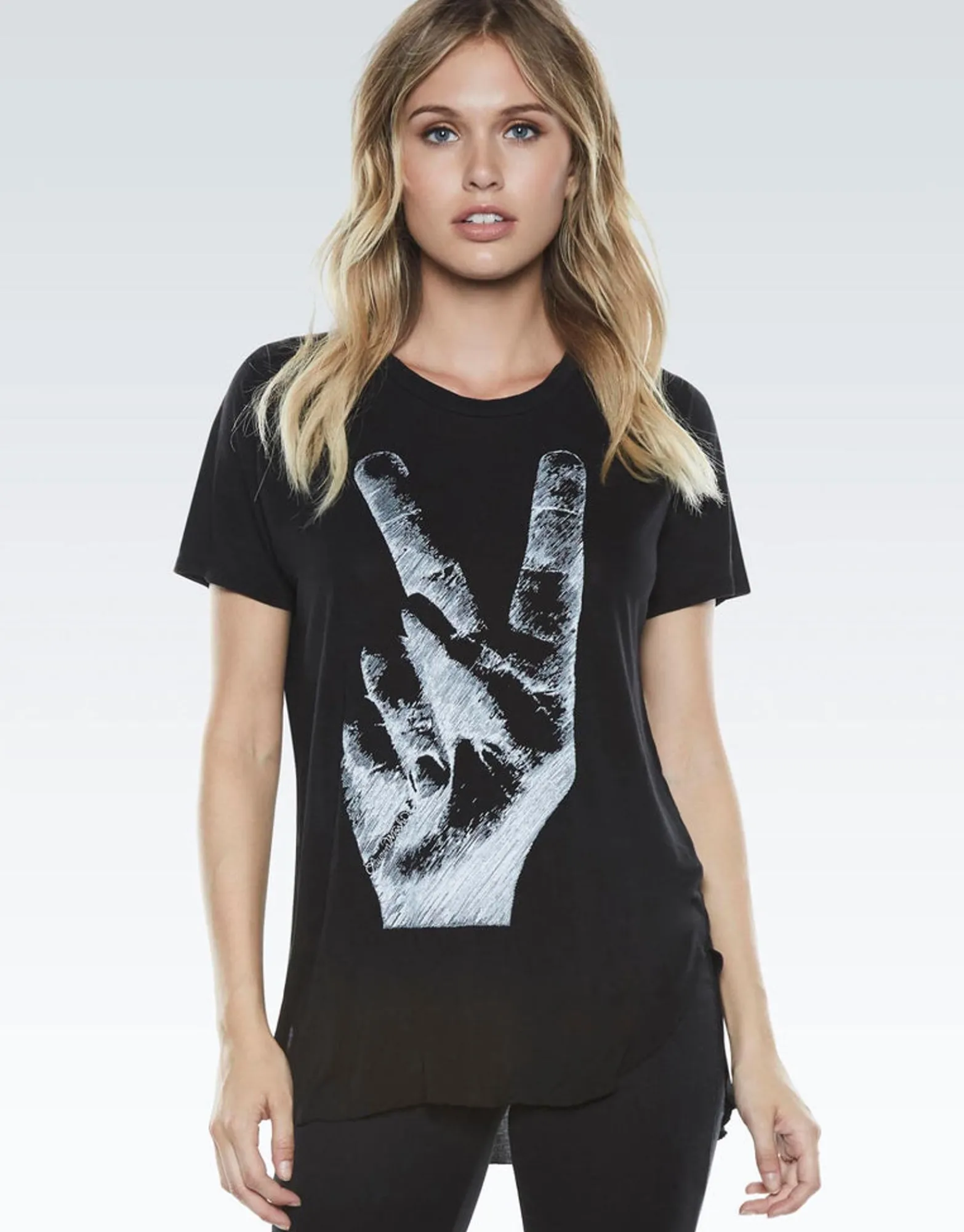 Sale Kelis Peace Hand S/S Women'S Scooped Hem Tee In Women Short Sleeve