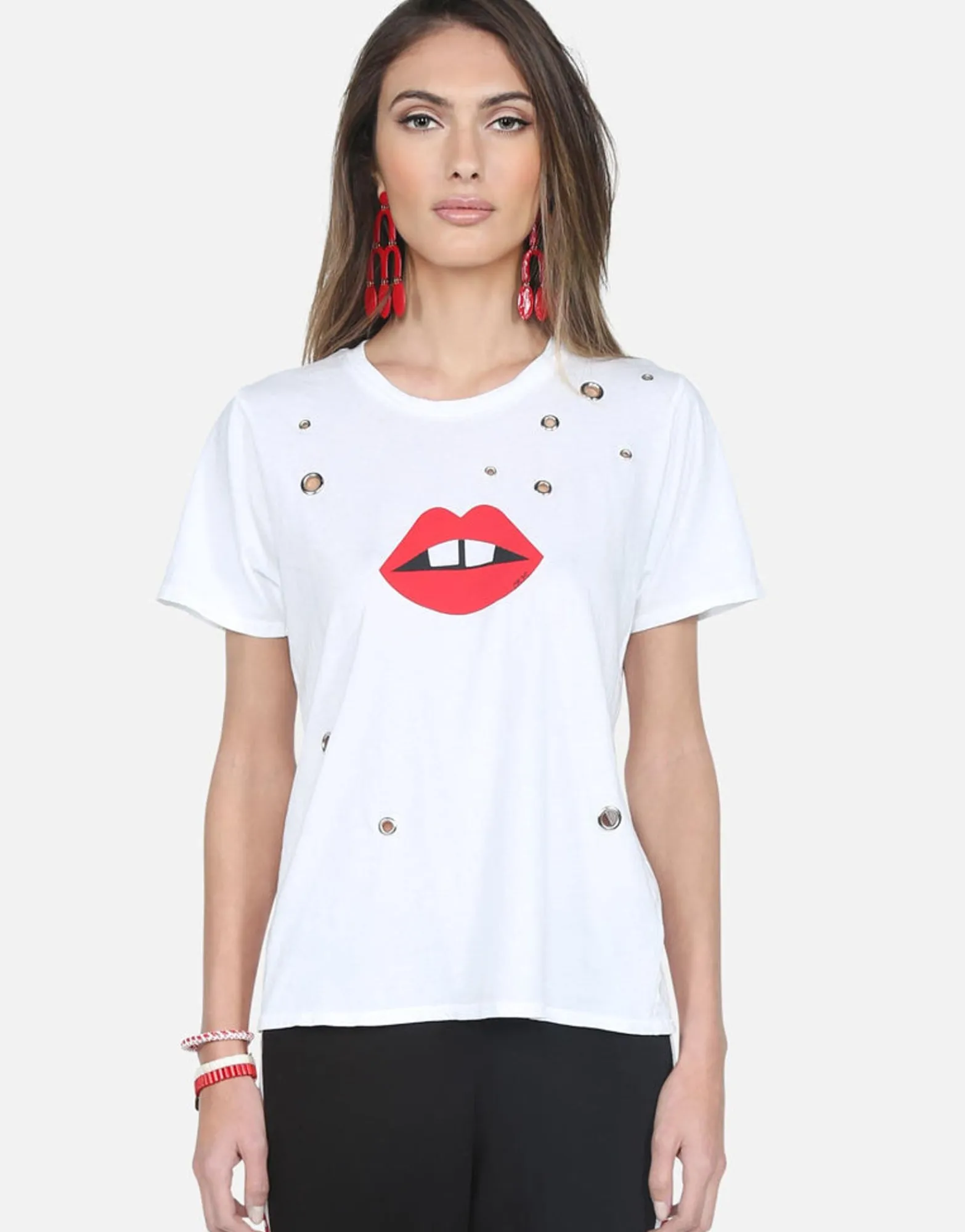 Best Sale Red Gap Mouth W/ Grommets S/S Vintage Tee - Croft Women Short Sleeve