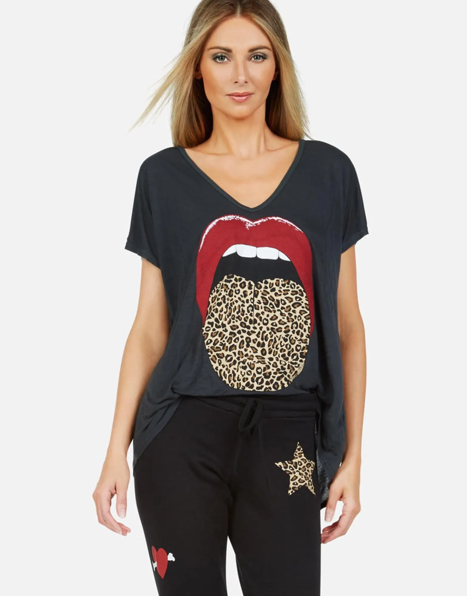Shop Leopard Tongue Ss V-Neck Tee | April By Women Short Sleeve