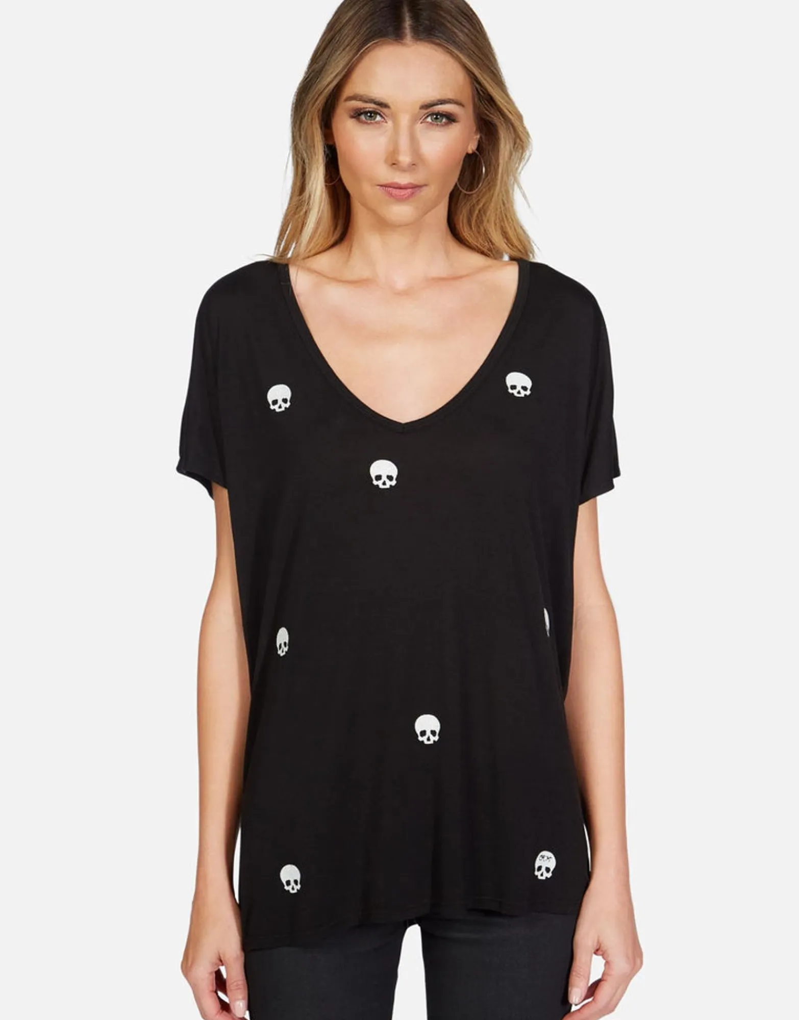Fashion Mini Skulls S/S Oversized V-Neck Tee | Celine By Women Short Sleeve