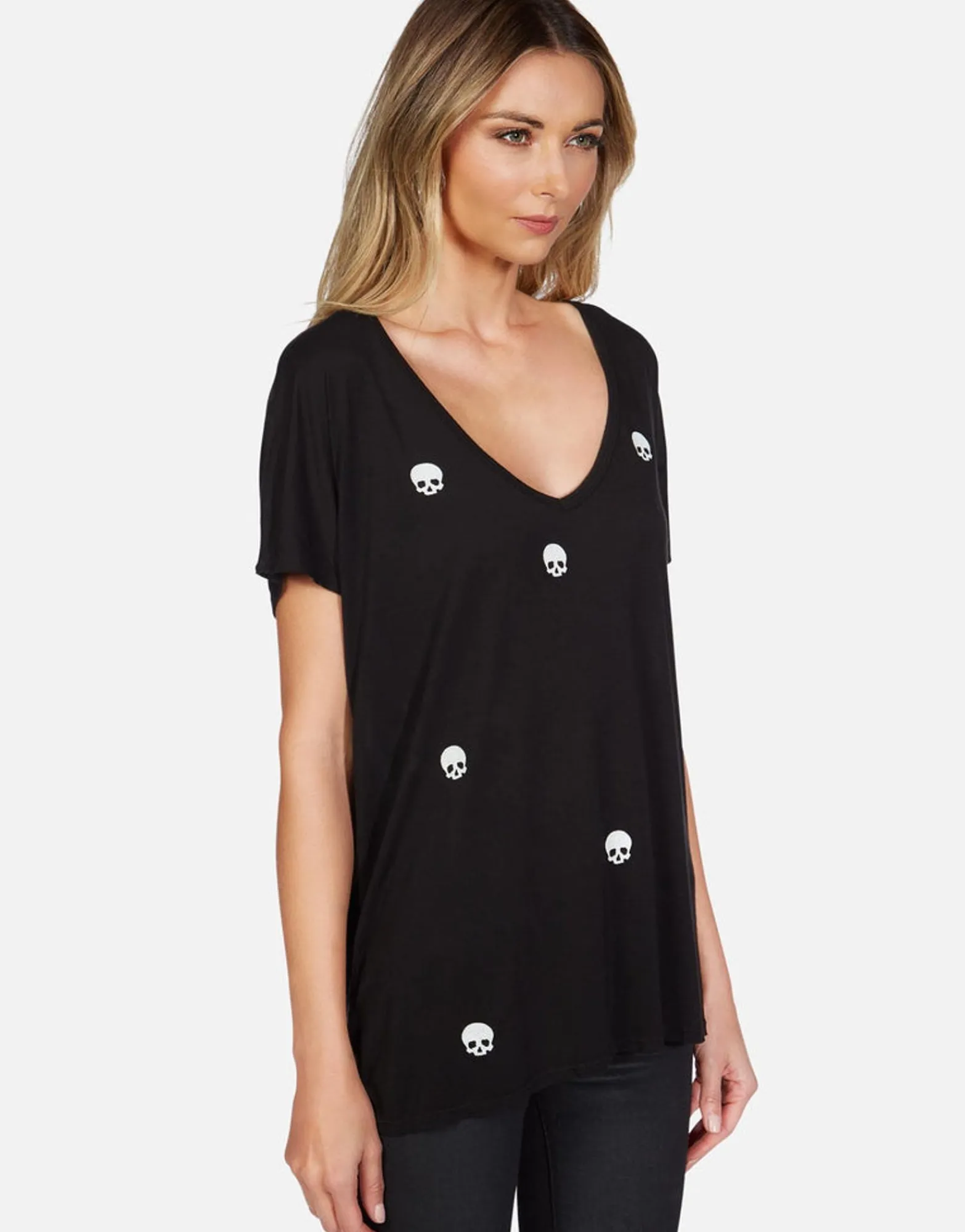 Fashion Mini Skulls S/S Oversized V-Neck Tee | Celine By Women Short Sleeve