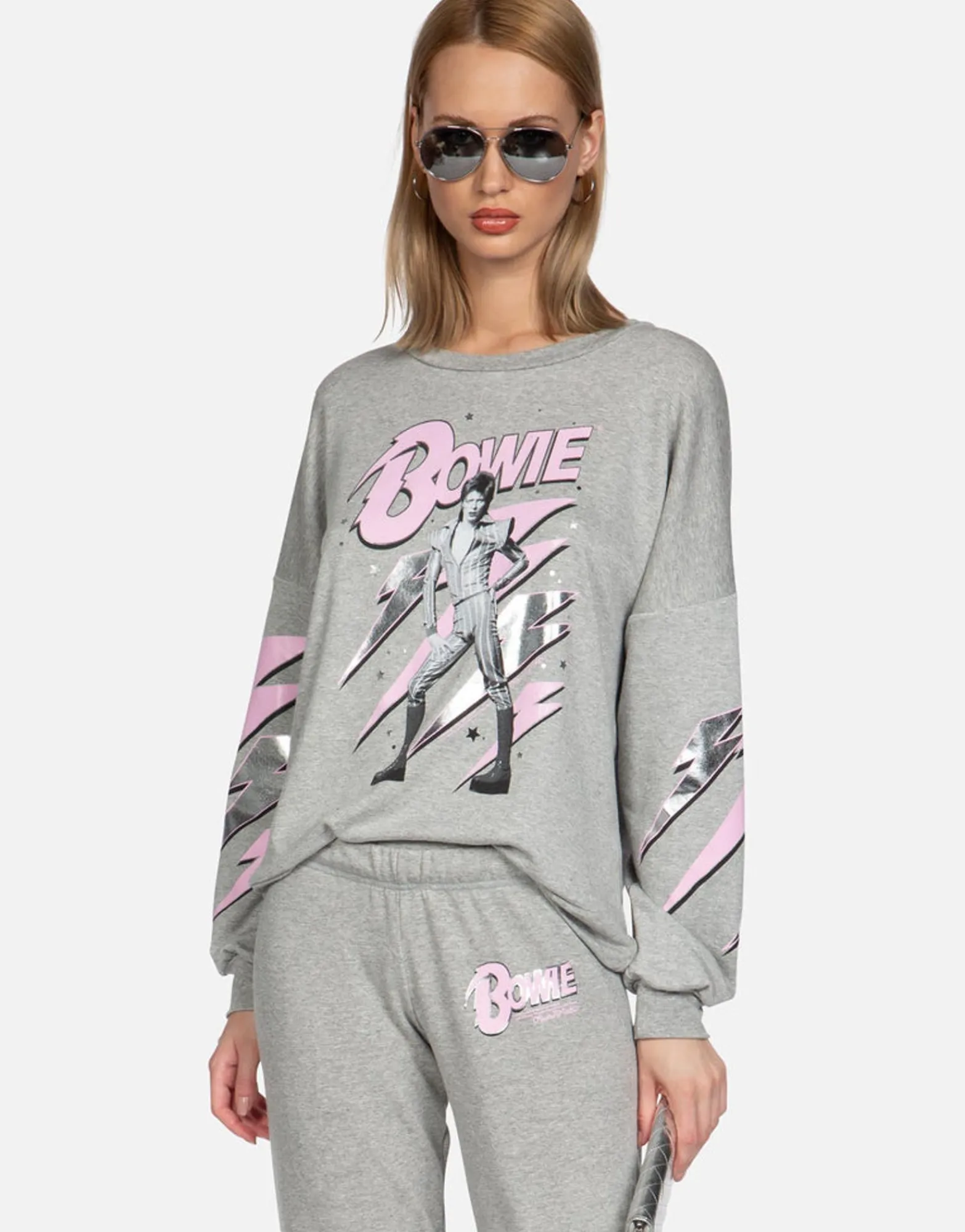 Store Minnie Mouse L/S Boyfriend Pullover | Sierra By Women Long Sleeve