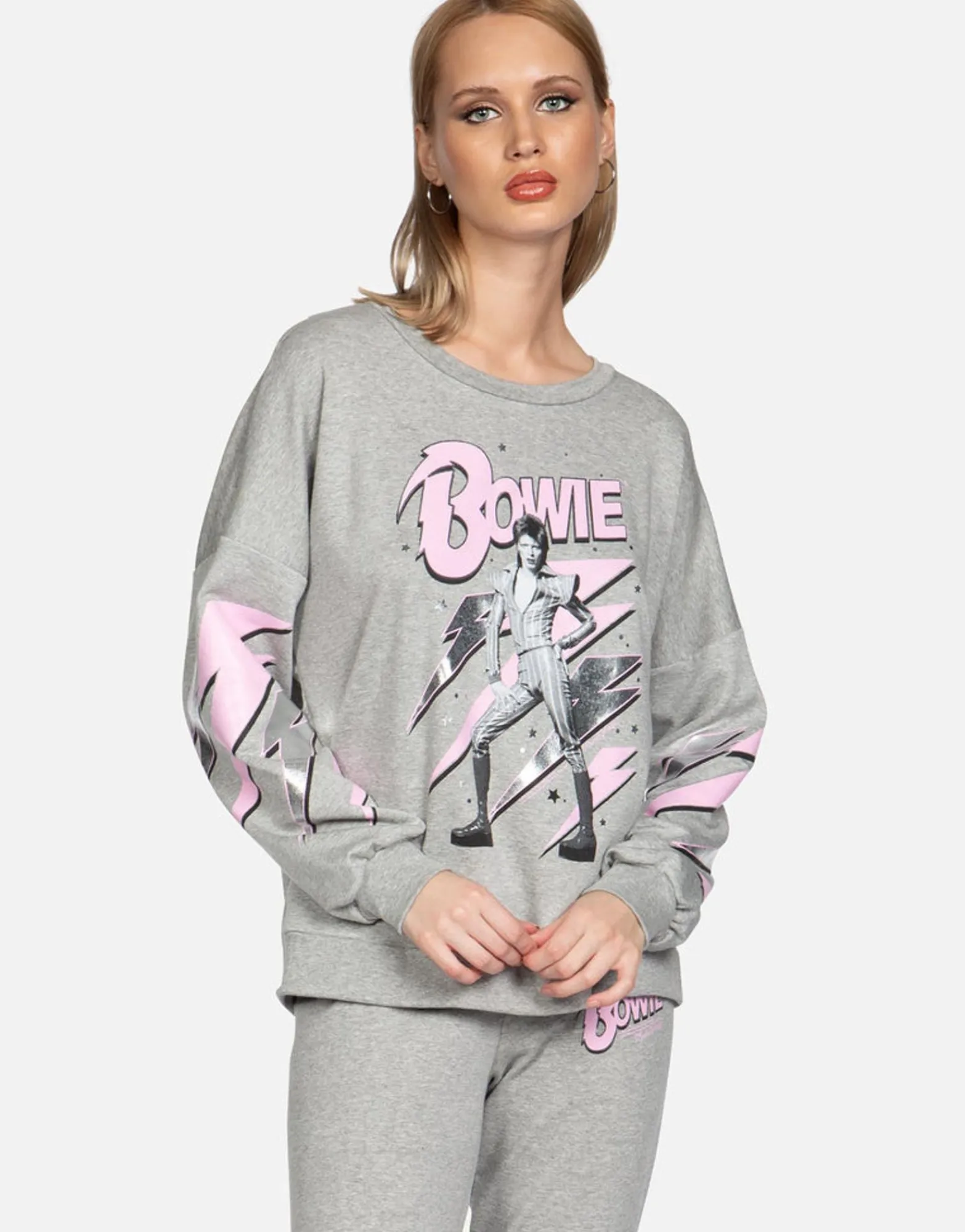 Store Minnie Mouse L/S Boyfriend Pullover | Sierra By Women Long Sleeve
