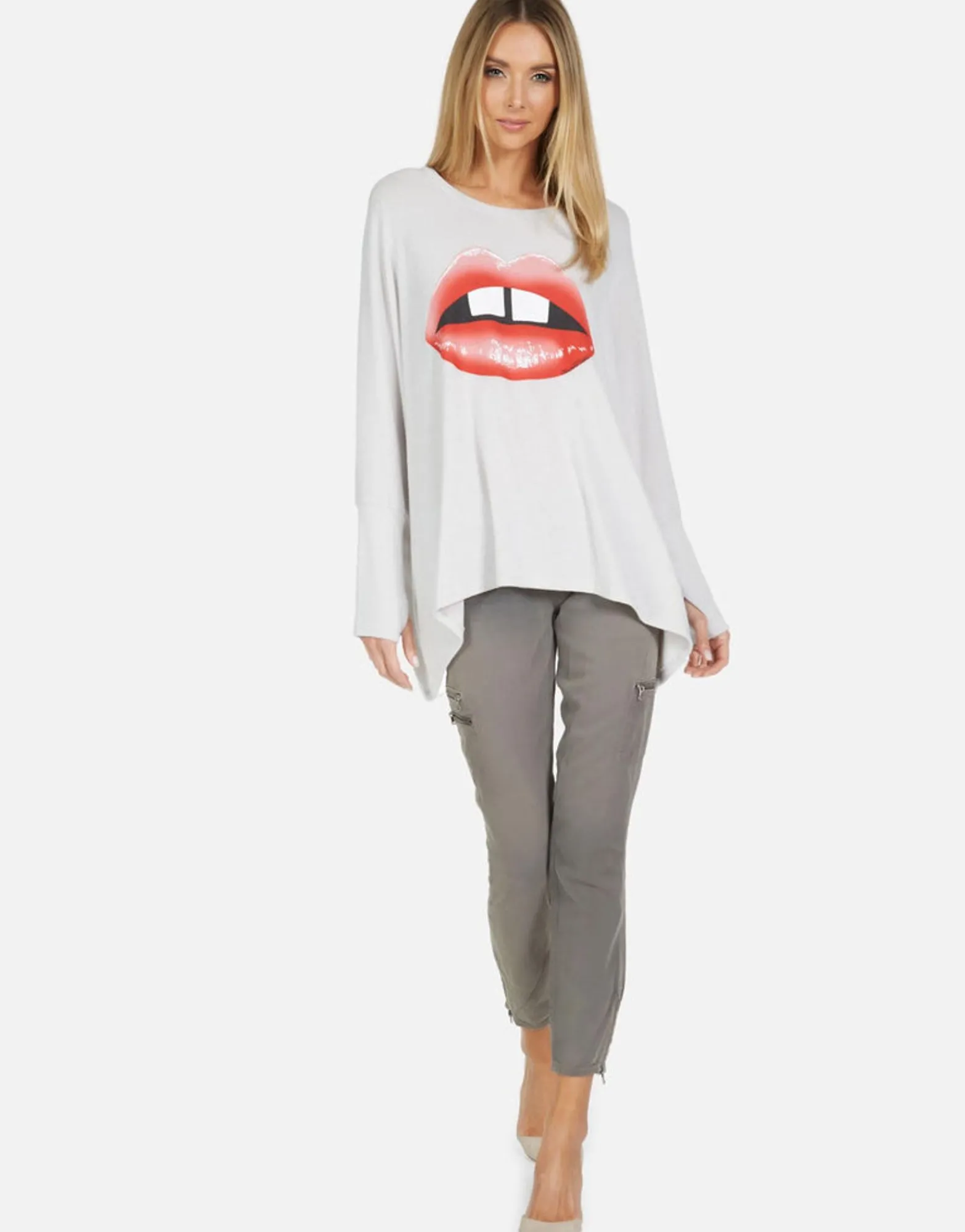 Best Sale Mira Gap Tooth Lip Women Long Sleeve