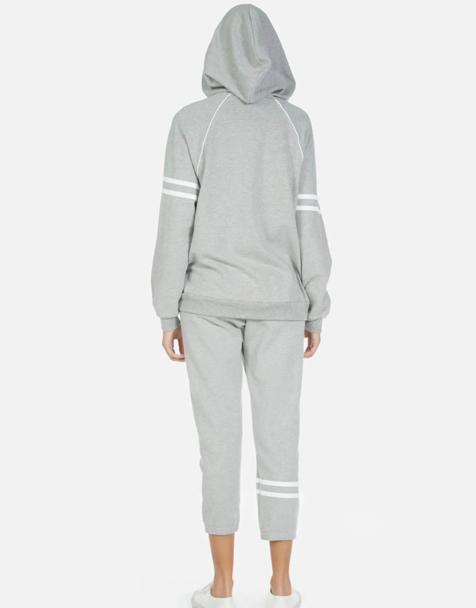 Flash Sale Moshi Eagle Crop Sweatpant | Alana By Women Crop Sweatpants
