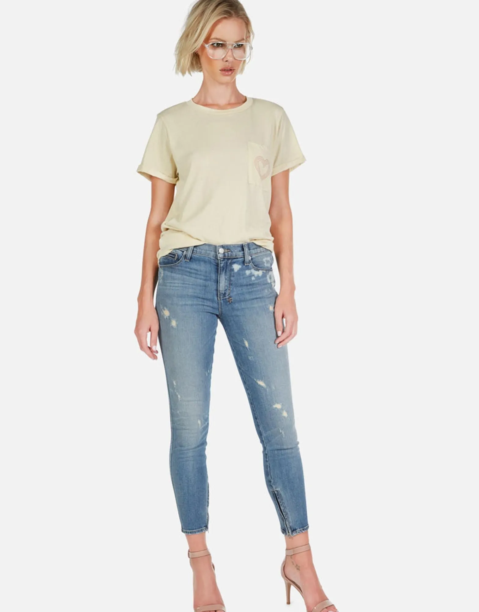 Store Peace & Love Butterfly S/S Tee W/ Pocket | Iris By Women Short Sleeve