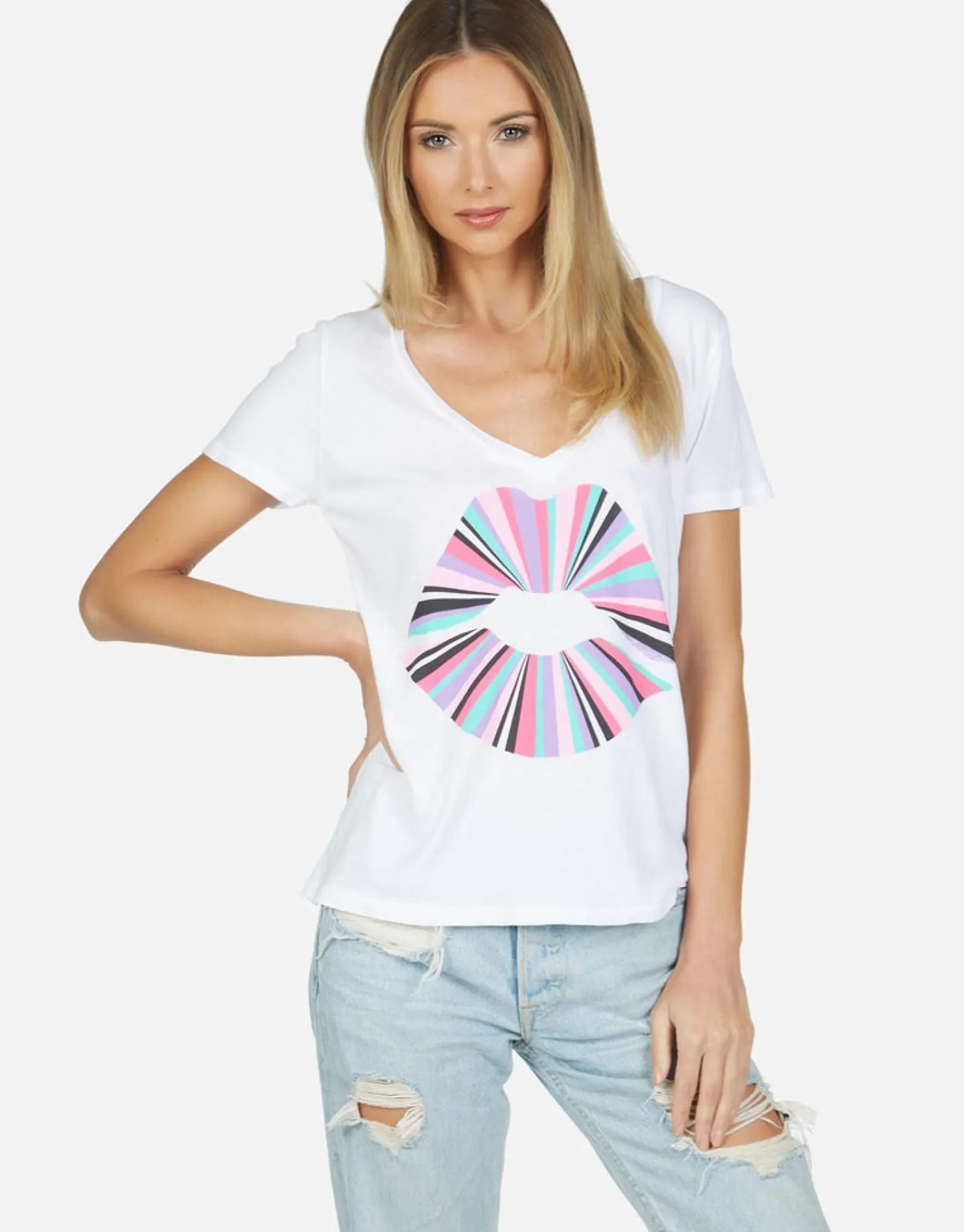 Sale Rainbow Ray Lip Ss V-Neck Tee | Cruz By Women Short Sleeve