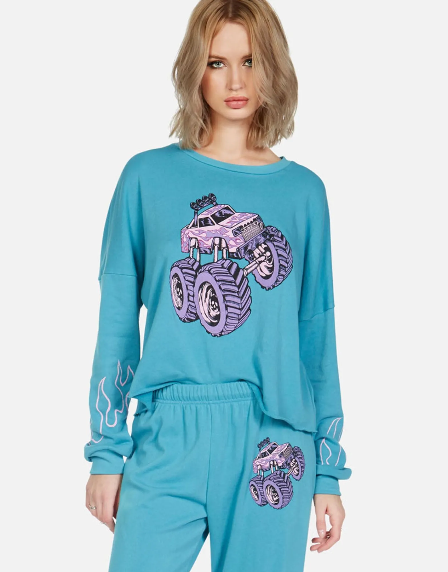 Hot Skull Monster Truck L/S Pullover | Lee By Women Long Sleeve