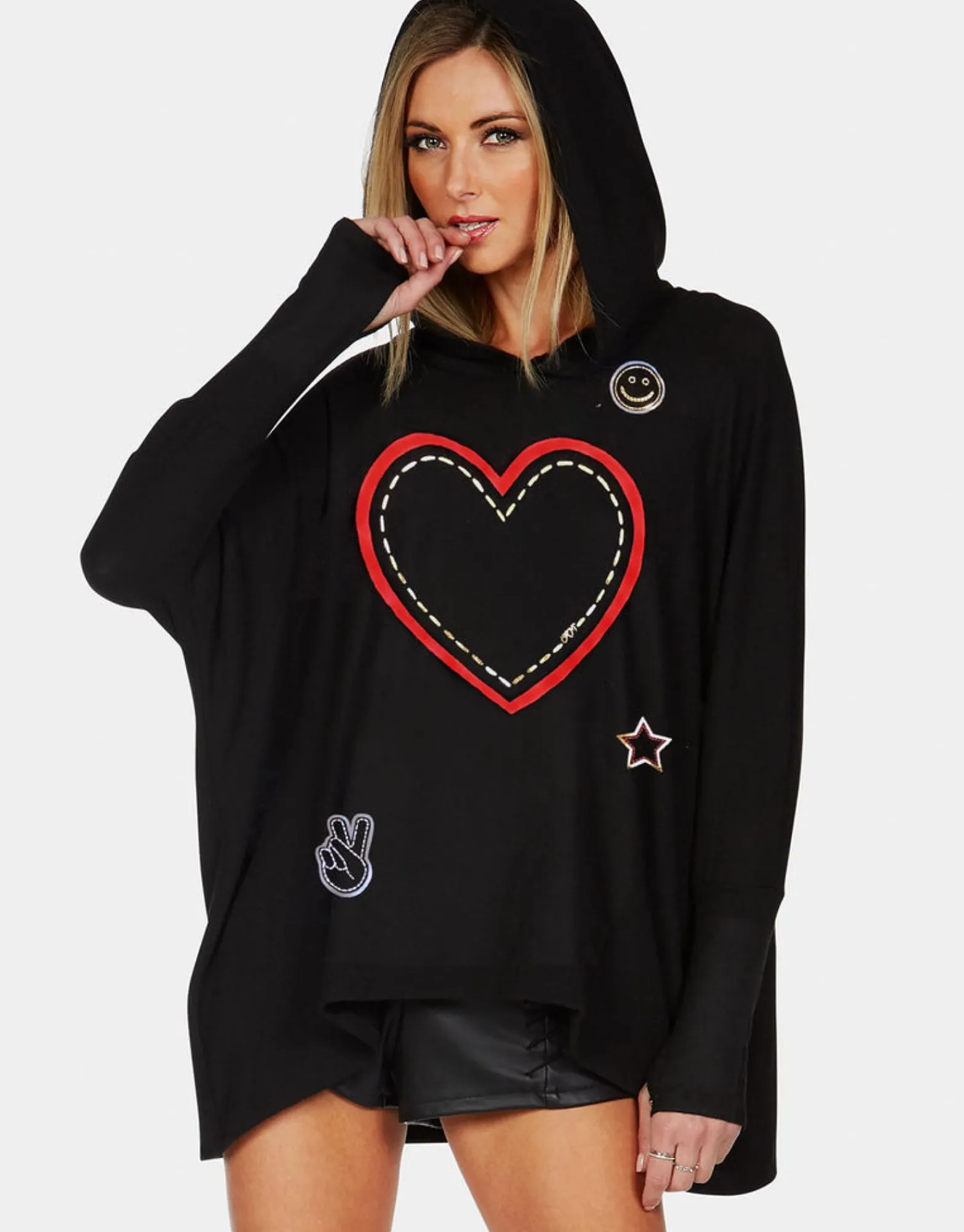 Cheap Stitched Heart Elements Pullover Hoodie | Wilma By Women Hoodies