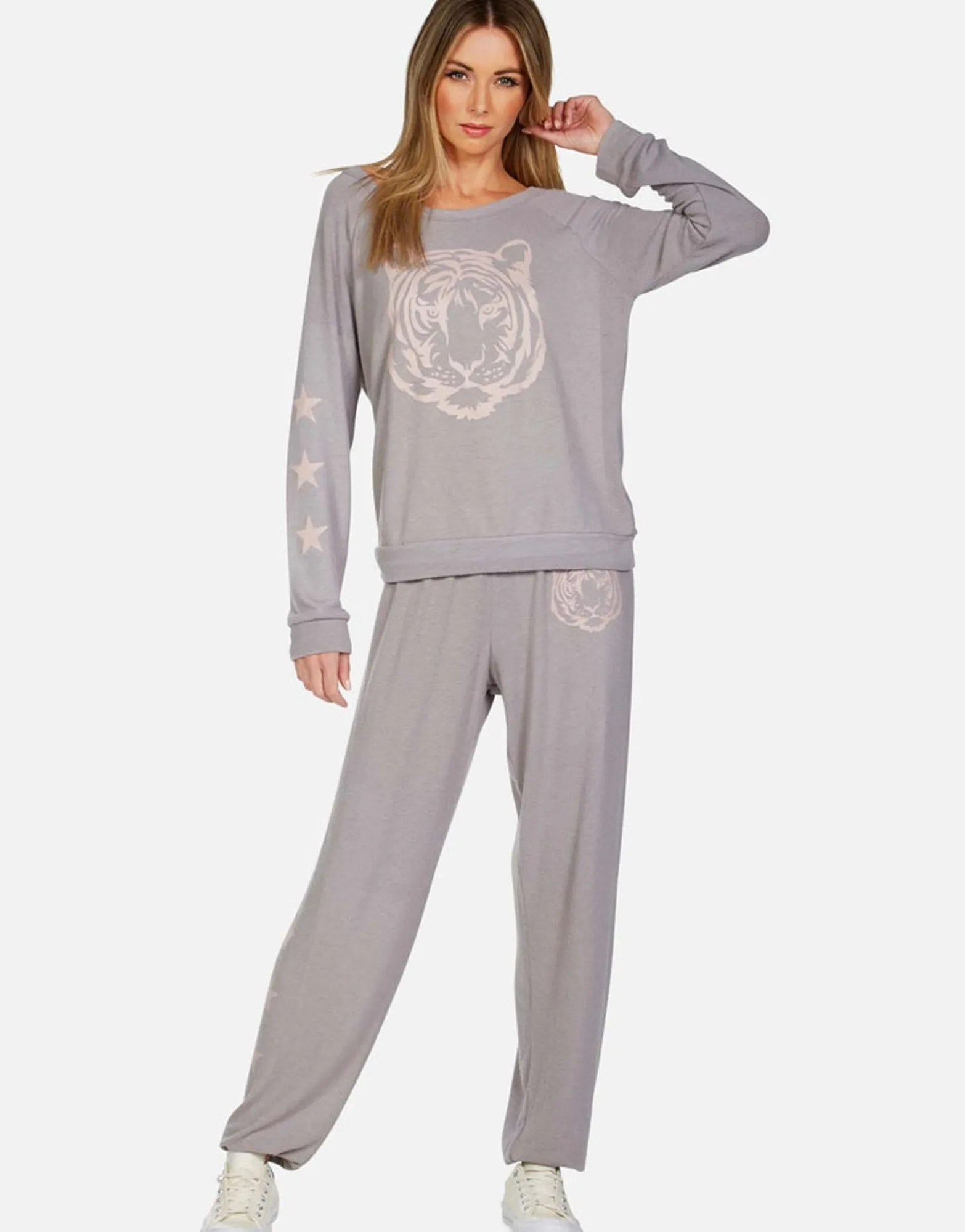 Fashion Tiger Face Stars L/S Pullover | Brenna By Women Long Sleeve