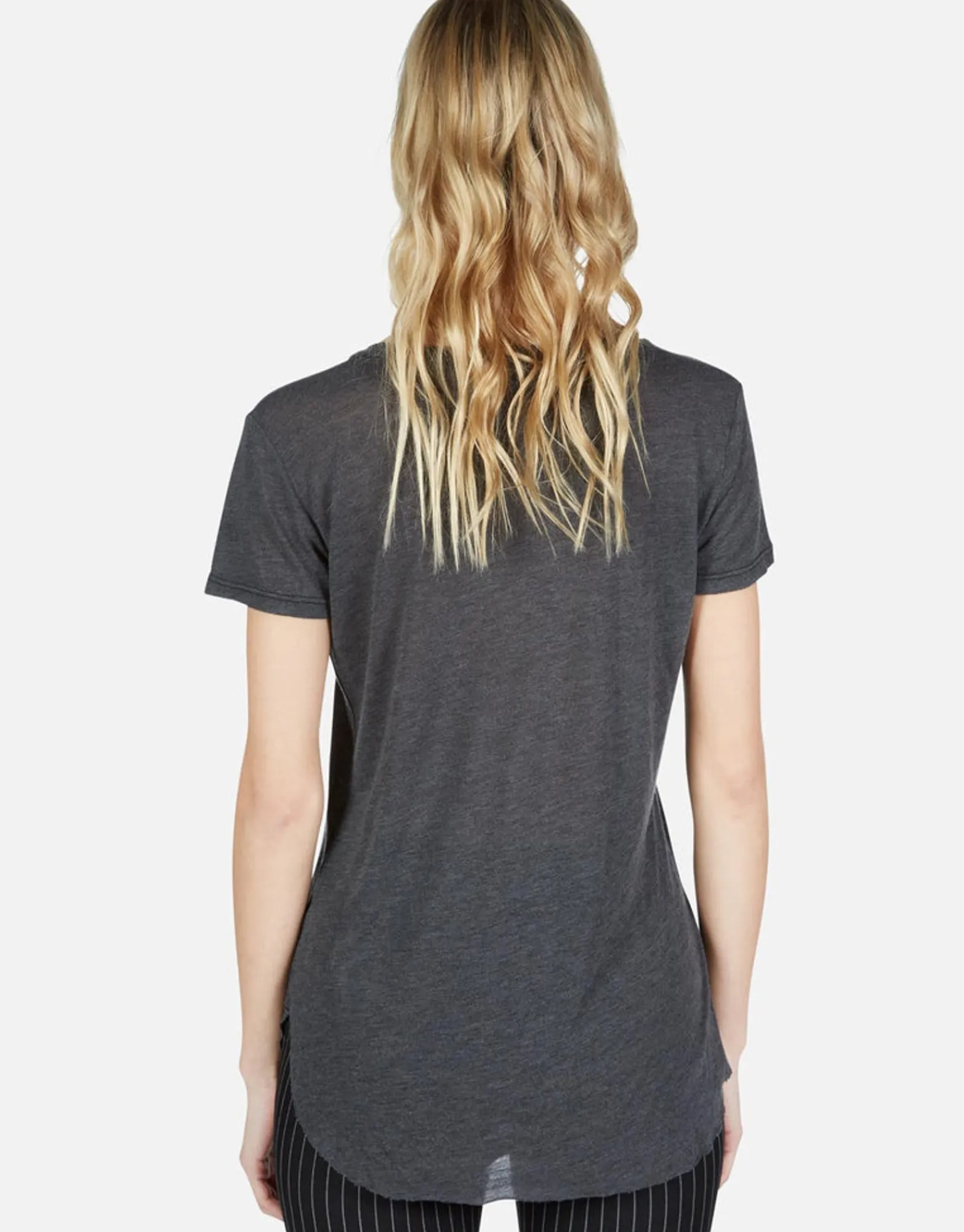 Best Xo Shh Lip S/S V-Neck Tee | Emmalyn By Women Short Sleeve